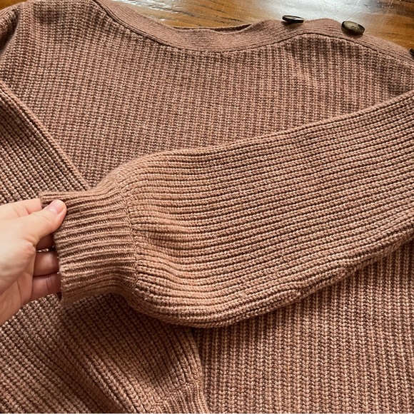 Madewell Boatneck Button-Shoulder Sweater in size Medium - Picture 3 of 9
